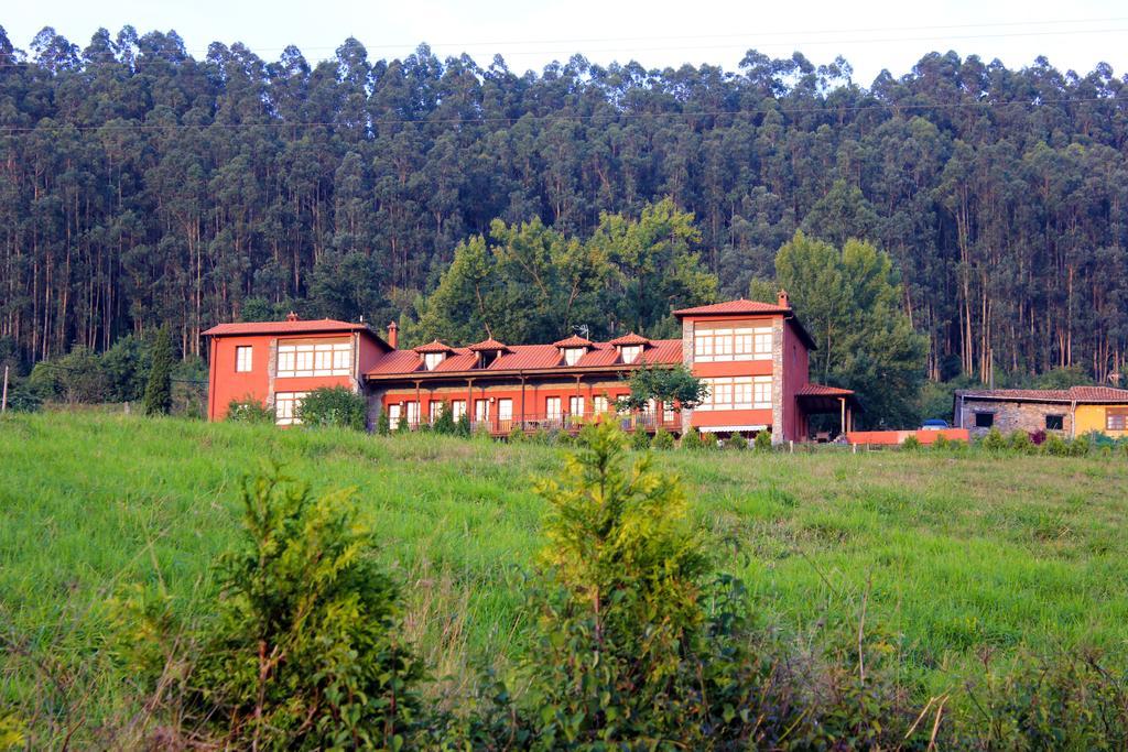 Escuelas De Fuentes Villaviciosa  Exterior photo